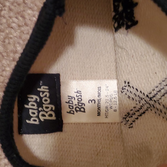 Baby bgosh sweatshirt - Picture 3 of 3